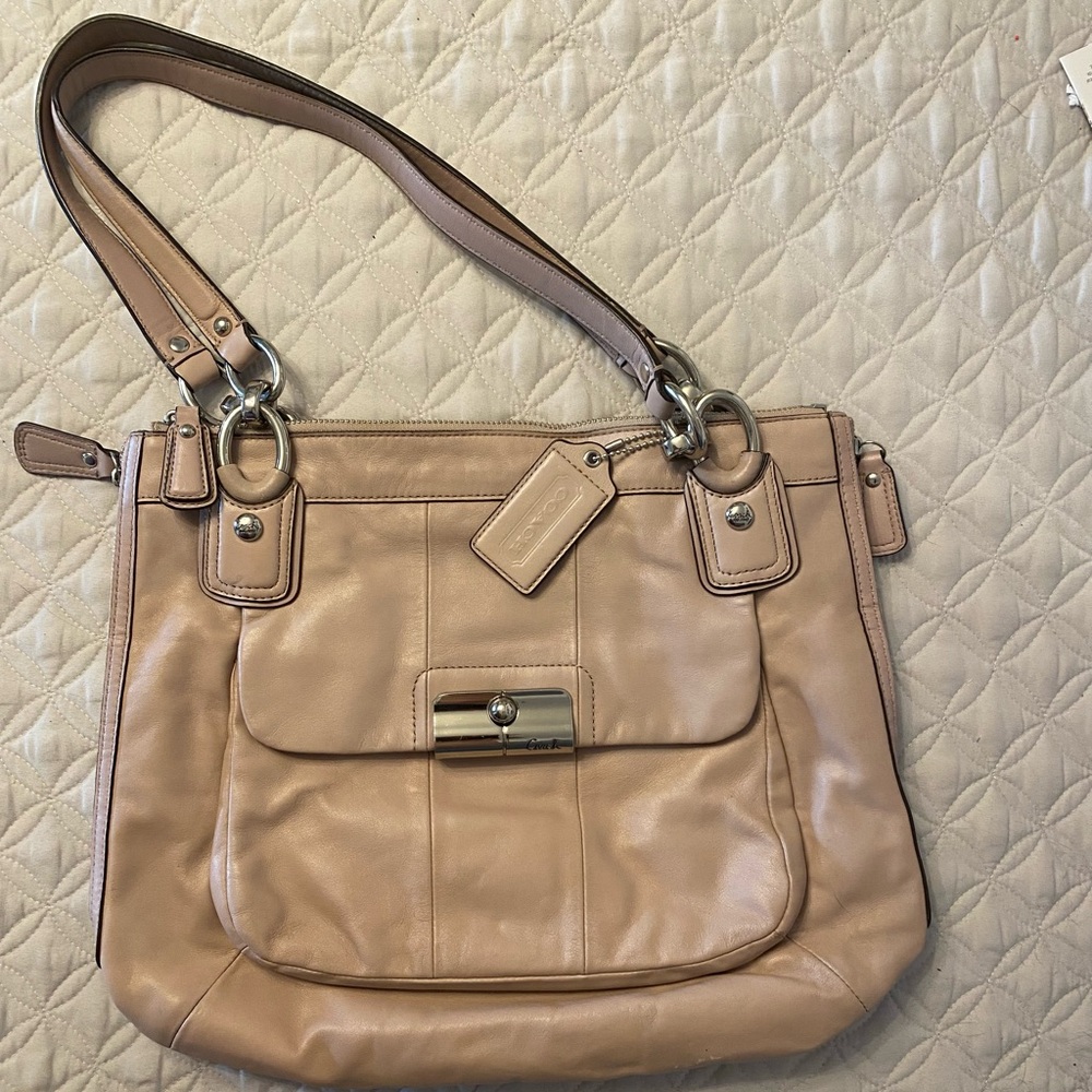 Coach shoulder bag